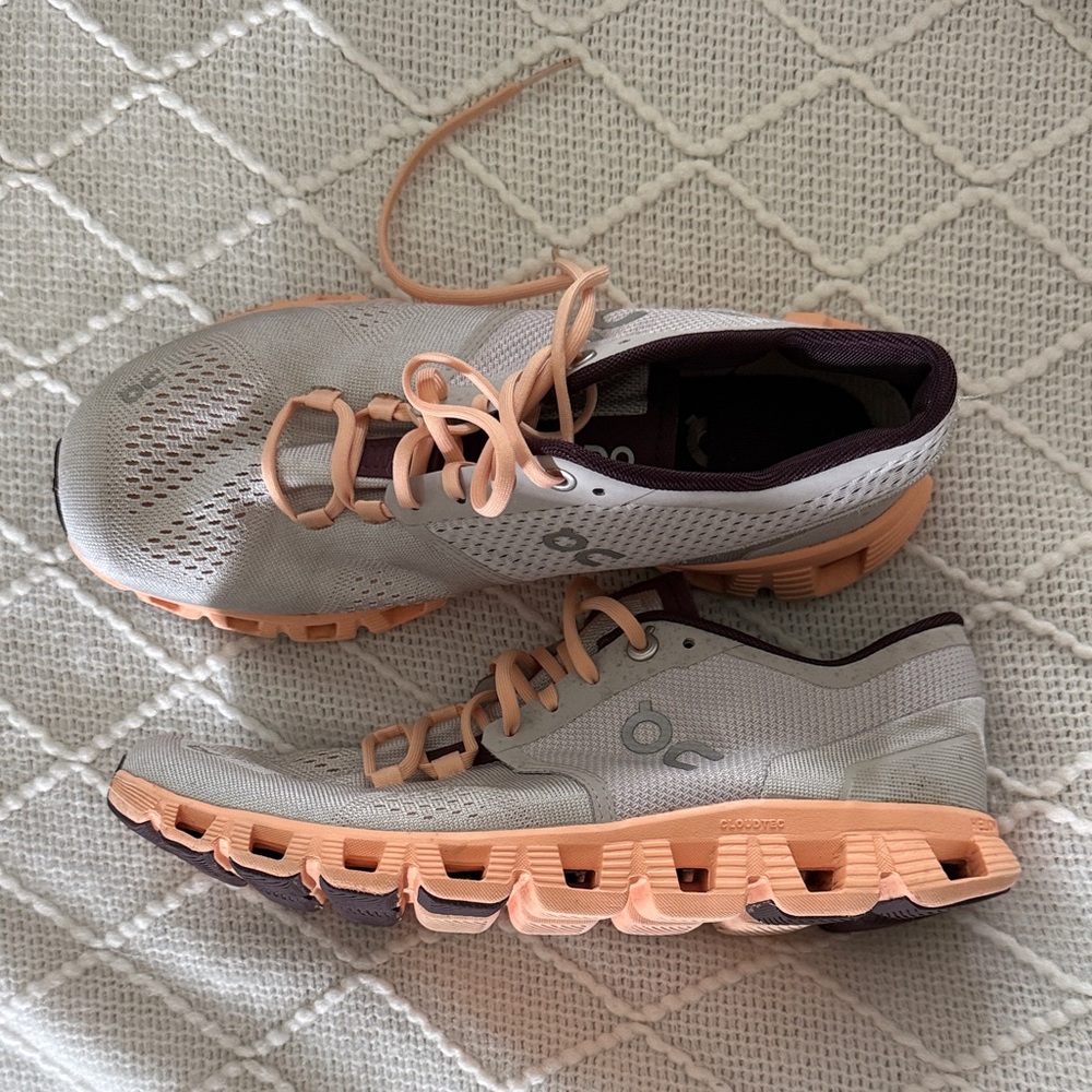 On Running Sneakers in Light Gray and Peach